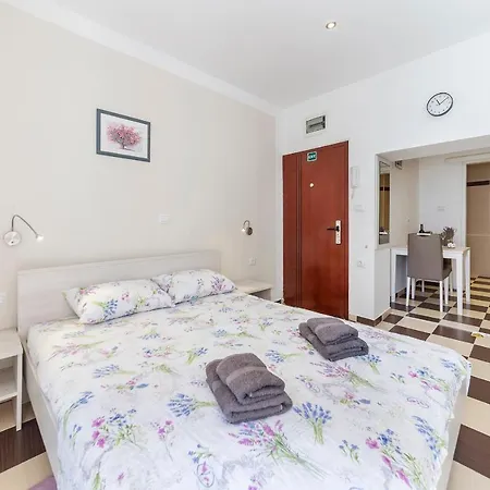 Rebic Apartmán Pula